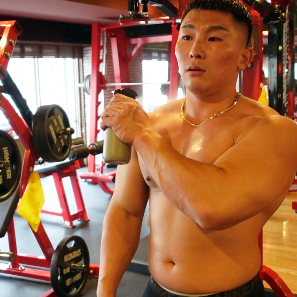 セッション間に重宝。 園部 託也 28歳 | NI BODY MIST